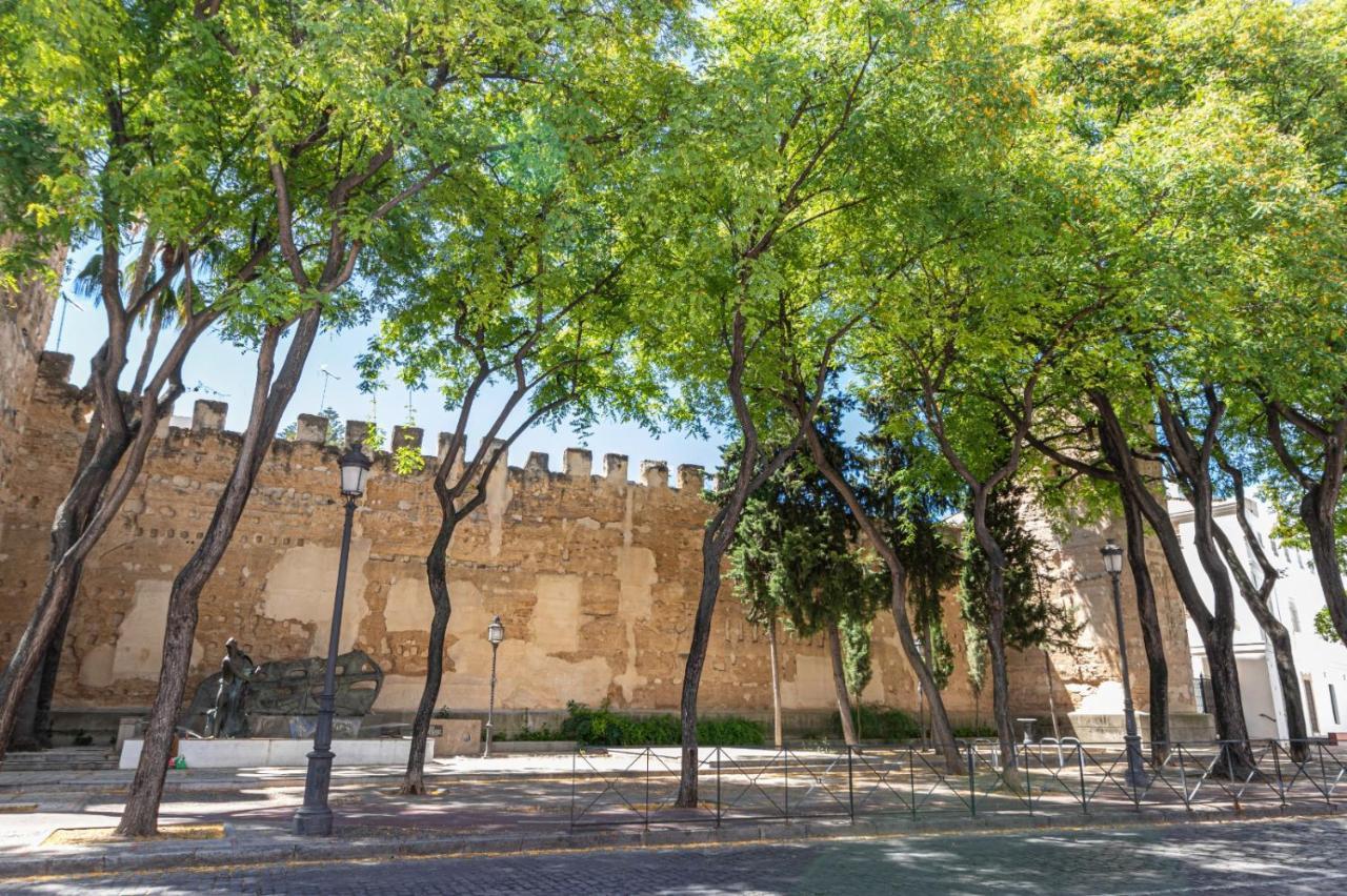 Casa amurallada MNueLa , wifi, garage opcional Jerez de la Frontera Bagian luar foto