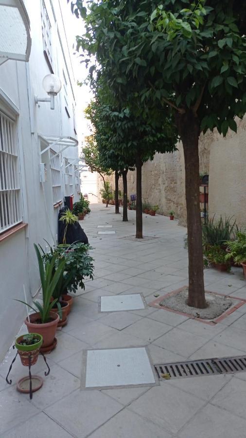 Casa amurallada MNueLa , wifi, garage opcional Jerez de la Frontera Bagian luar foto
