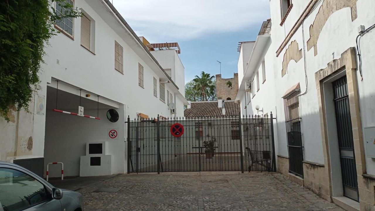Casa amurallada MNueLa , wifi, garage opcional Jerez de la Frontera Bagian luar foto