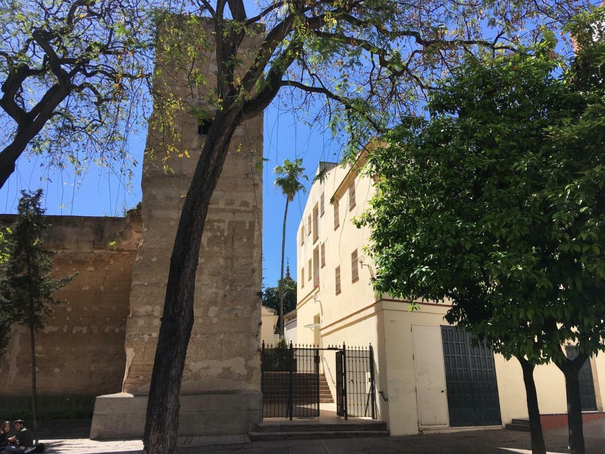 Casa amurallada MNueLa , wifi, garage opcional Jerez de la Frontera Bagian luar foto